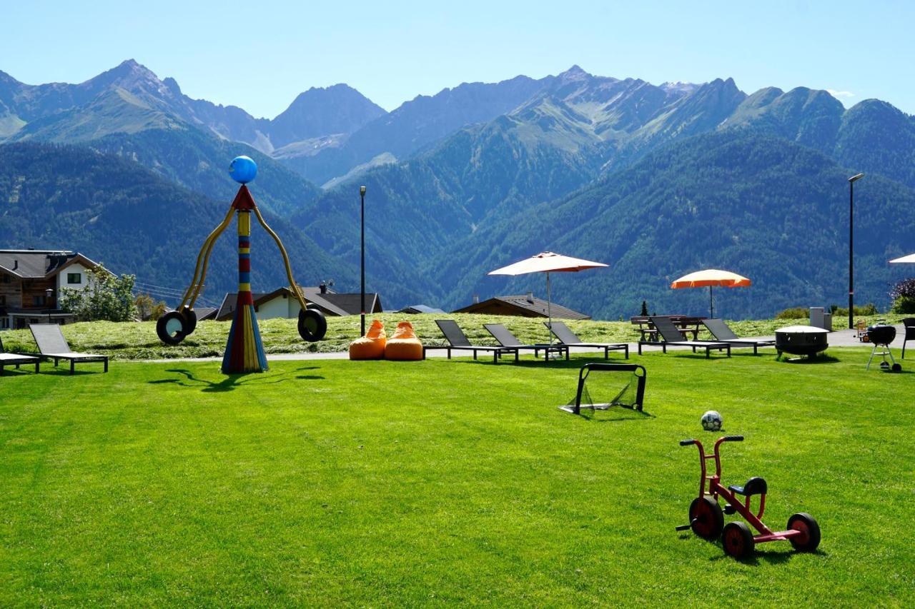 Apart-Hotel Alpinsonnenresidenz Fiss Exteriör bild