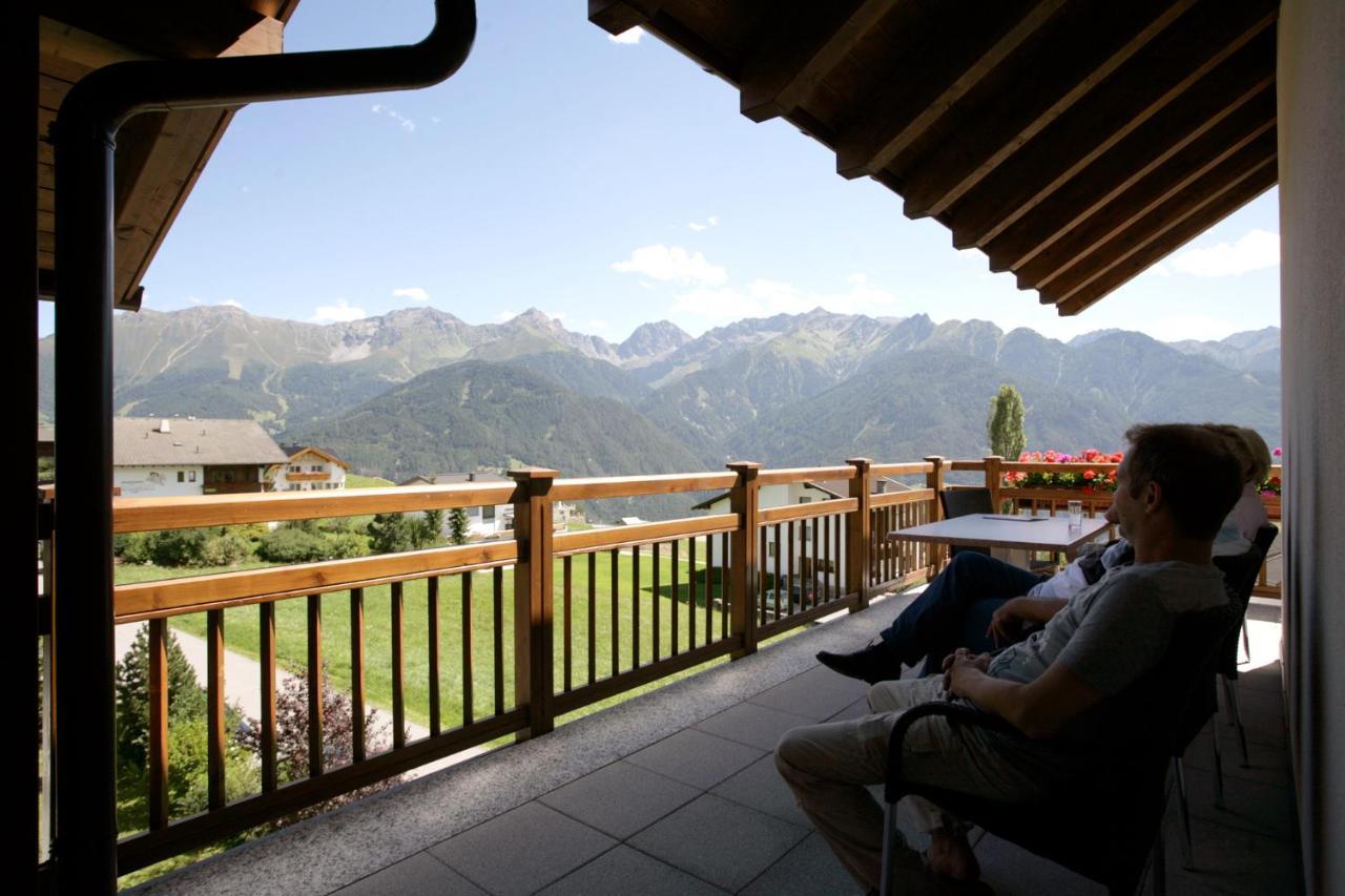 Apart-Hotel Alpinsonnenresidenz Fiss Exteriör bild