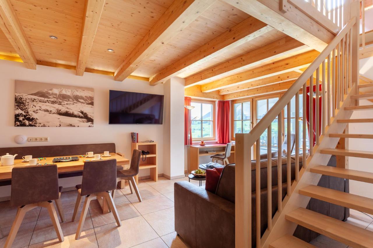Apart-Hotel Alpinsonnenresidenz Fiss Exteriör bild